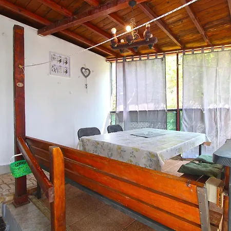 Dulijana 2042 * 普拉