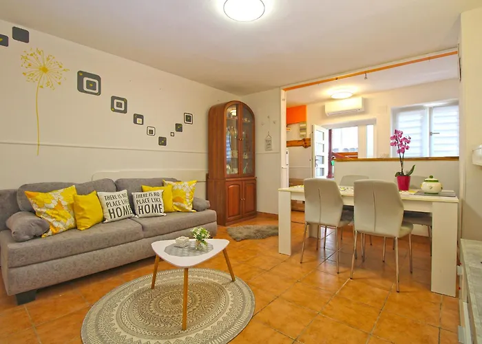 Dulijana 2042 Lejlighed Pula