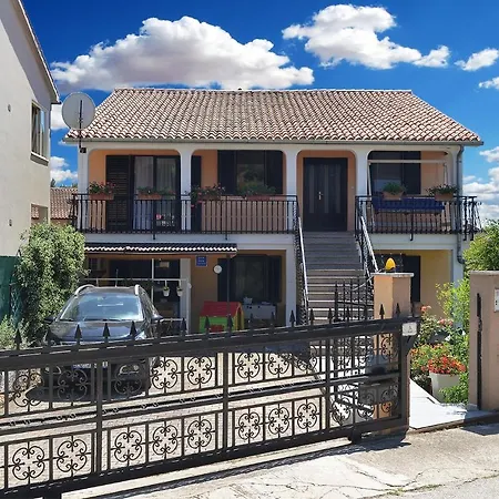 Dulijana 2042 Apartamento *